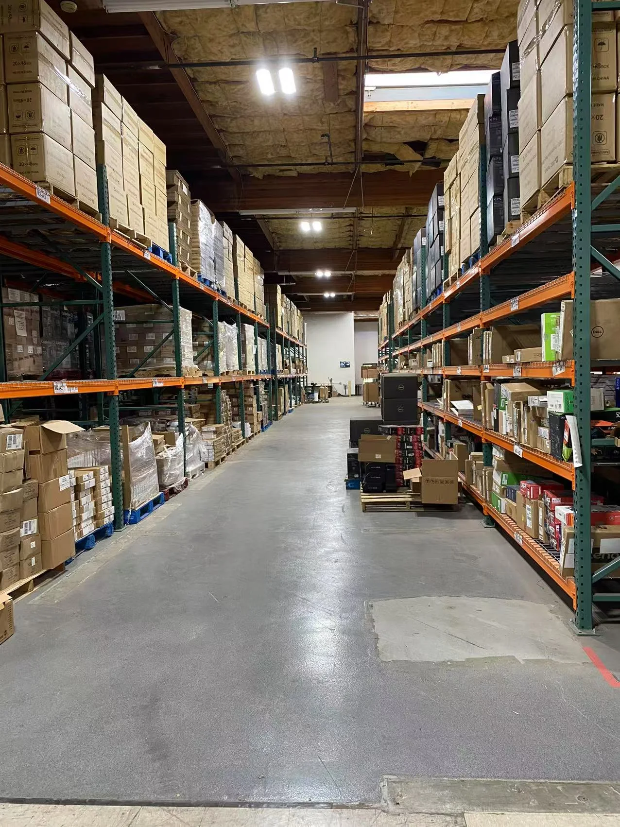 Tigeray warehouse main aisle